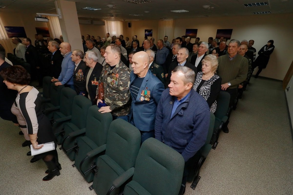 В мэрии Днепра наградили ветеранов - участников боевых действий на территории других государств 2