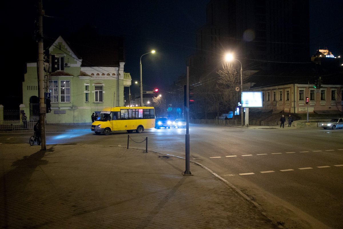 Поворачивал на Старокозацкую