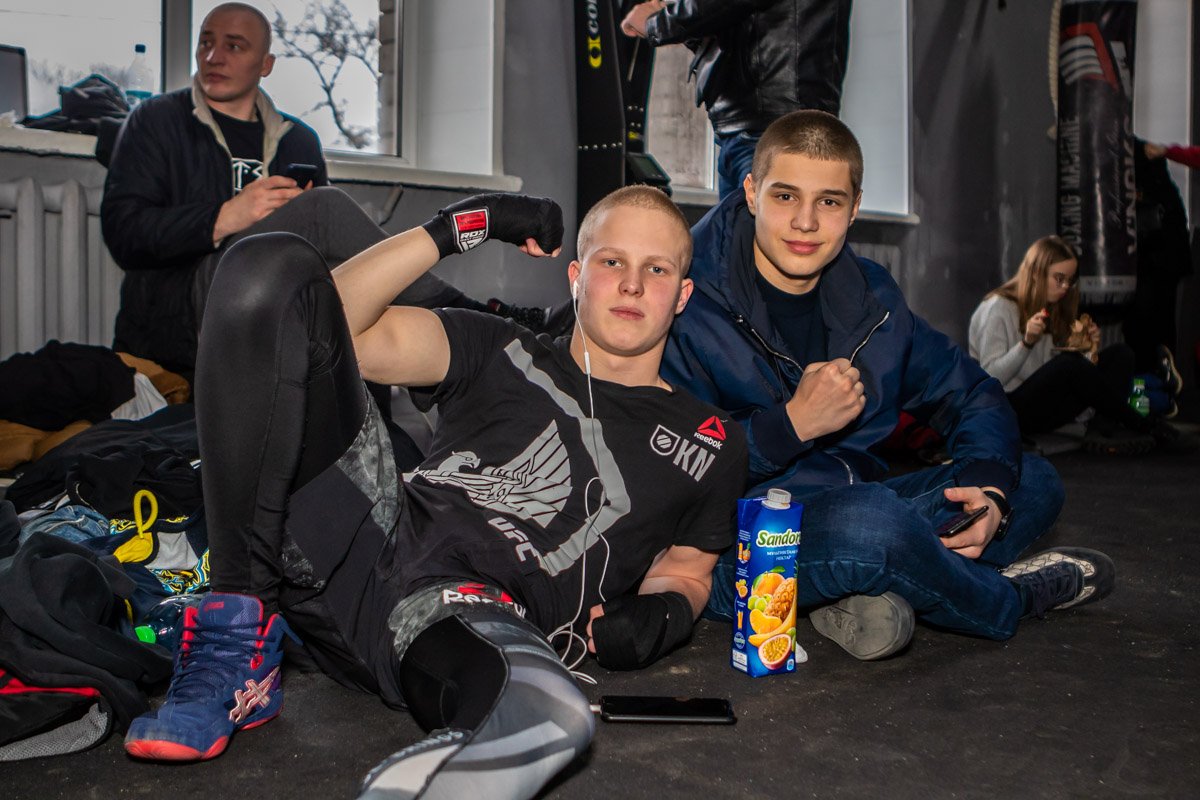 На турнир собрались десятки спортсменов