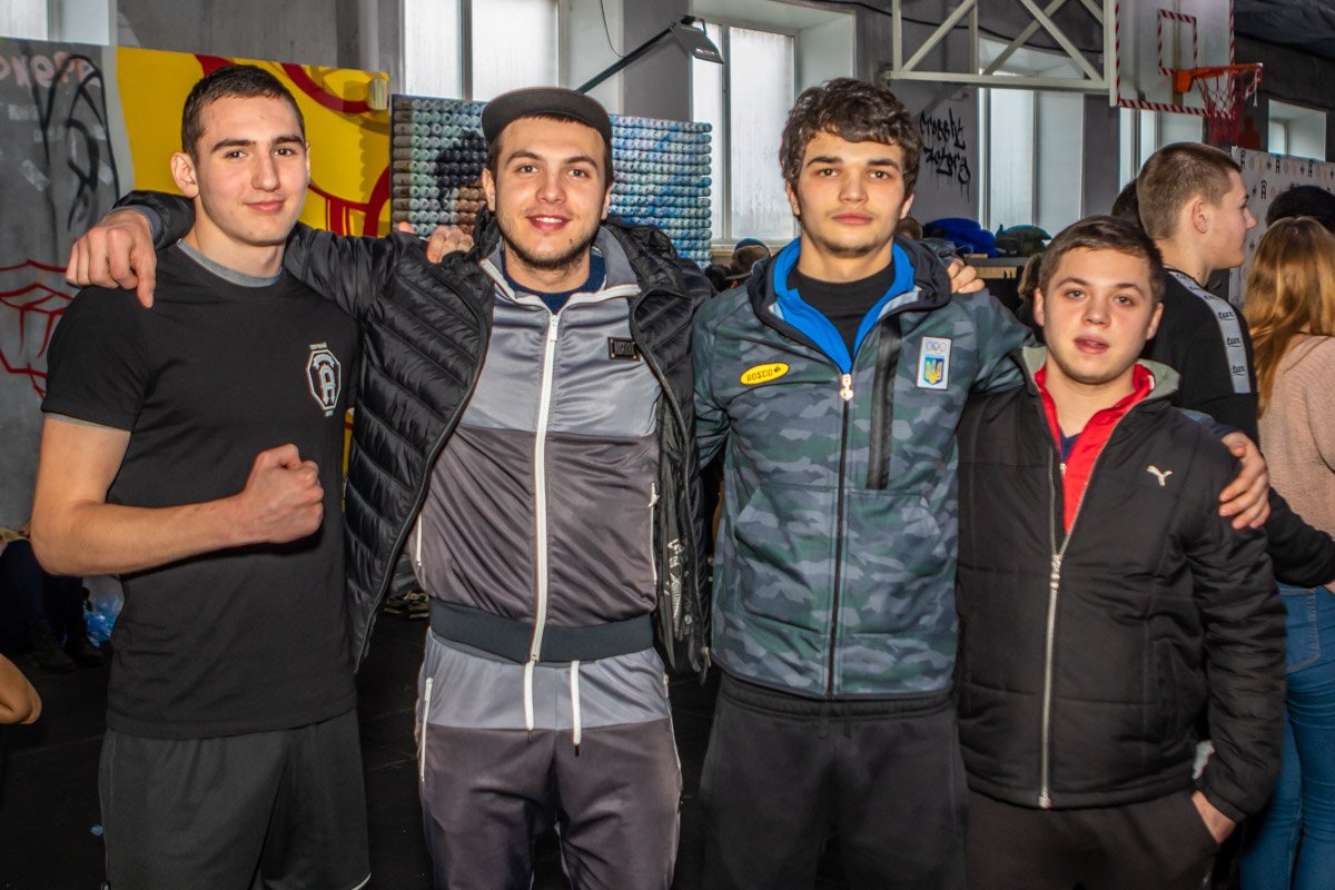 С друзьями к победе