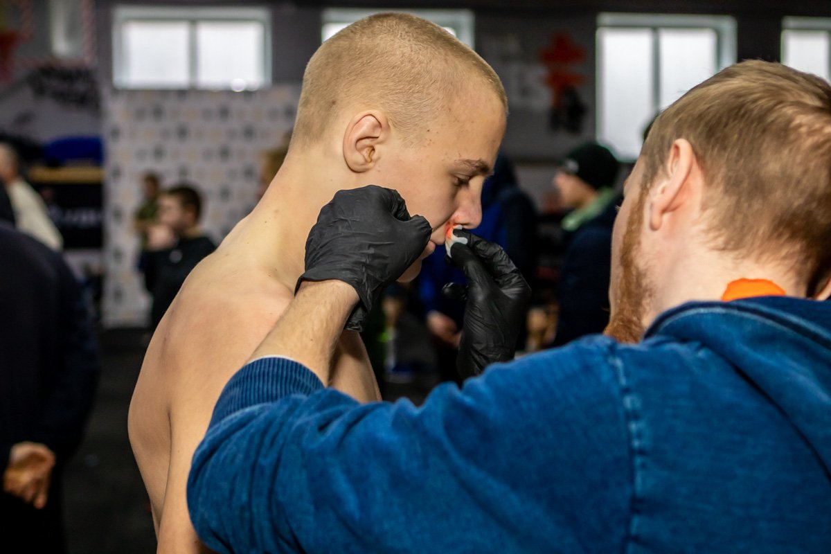 Кого-то пришлось латать