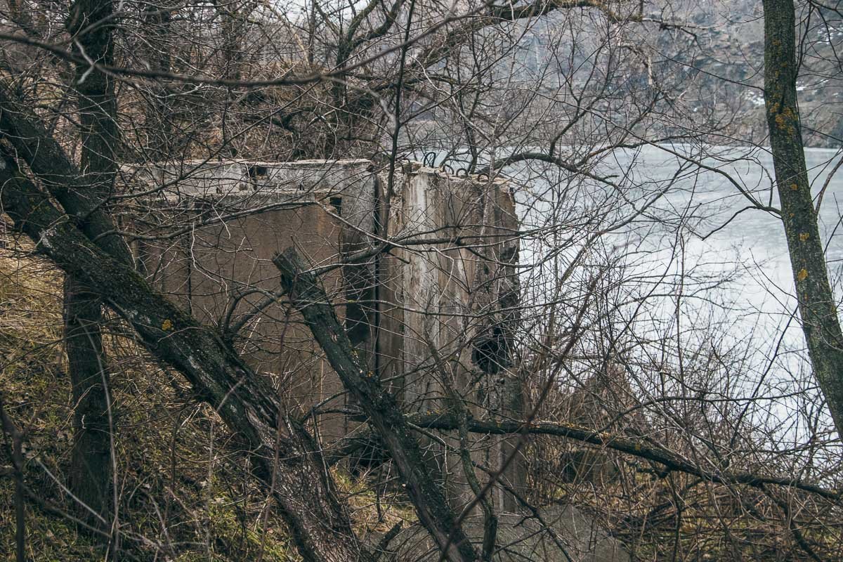 Новая жизнь здесь начала тогда, когда для старой больше не осталось места Новая жизнь здесь начала тогда, когда для старой больше не осталось места