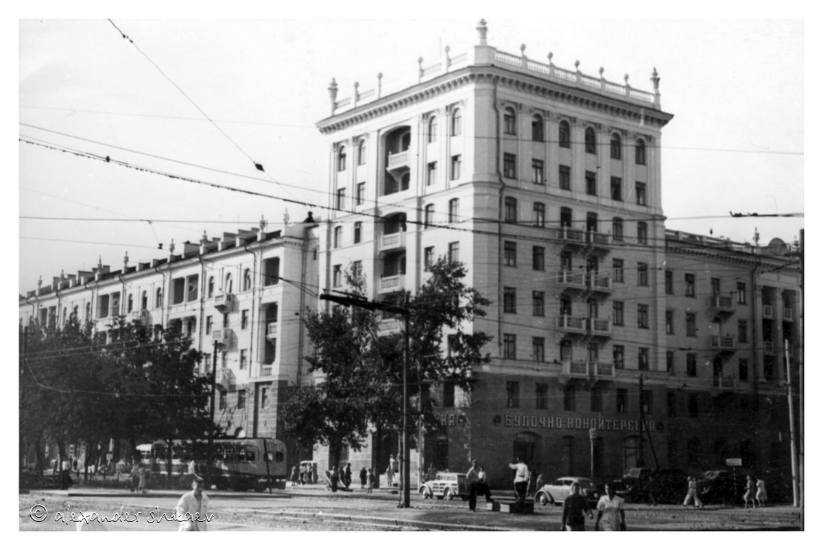 Здание на Княгини Ольги тогда