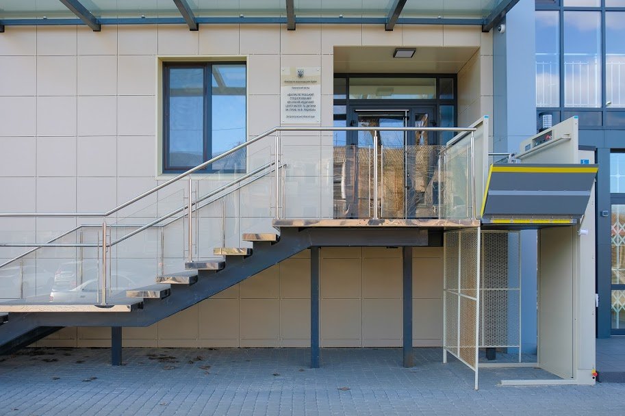 Корпус доступен для всех пациентов и посетителей Корпус доступен для всех пациентов и посетителей