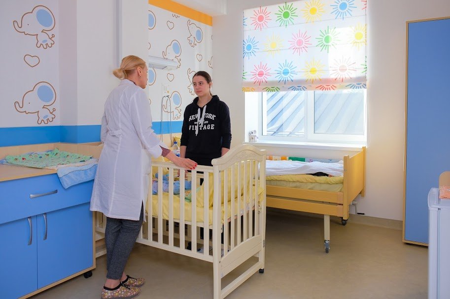 Лечение и реабилитация проходят в домашней обстановке Лечение и реабилитация проходят в домашней обстановке