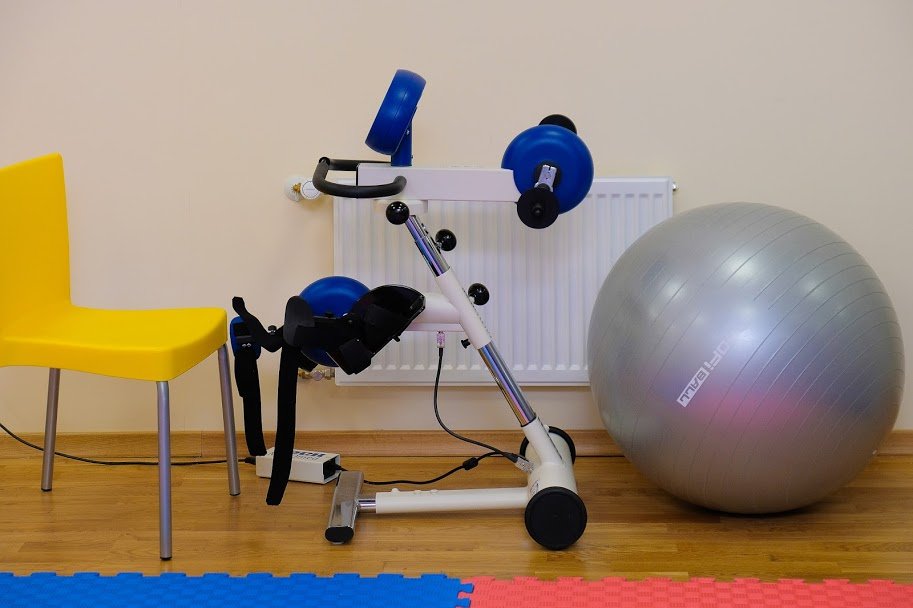 Здесь есть все для лечебной физкультуры Здесь есть все для лечебной физкультуры