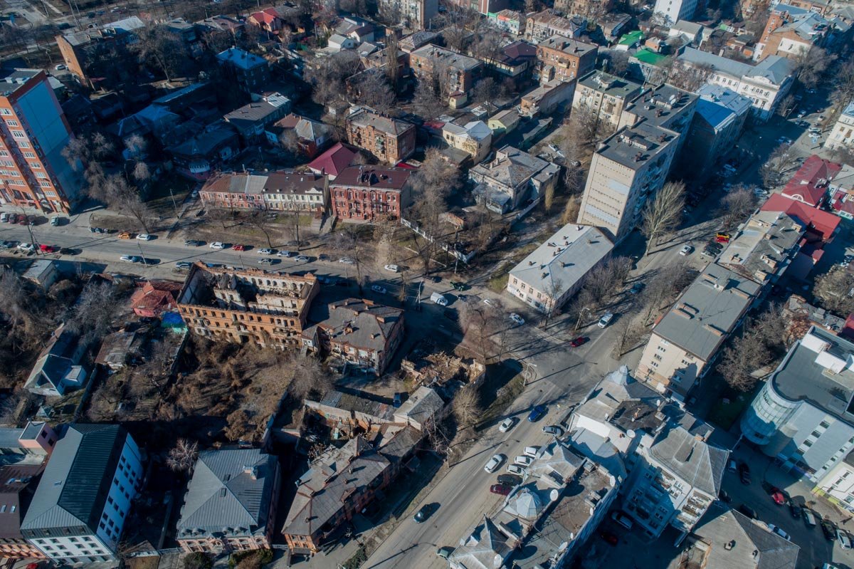 Там возведут многофункциональый центр Там возведут многофункциональый центр