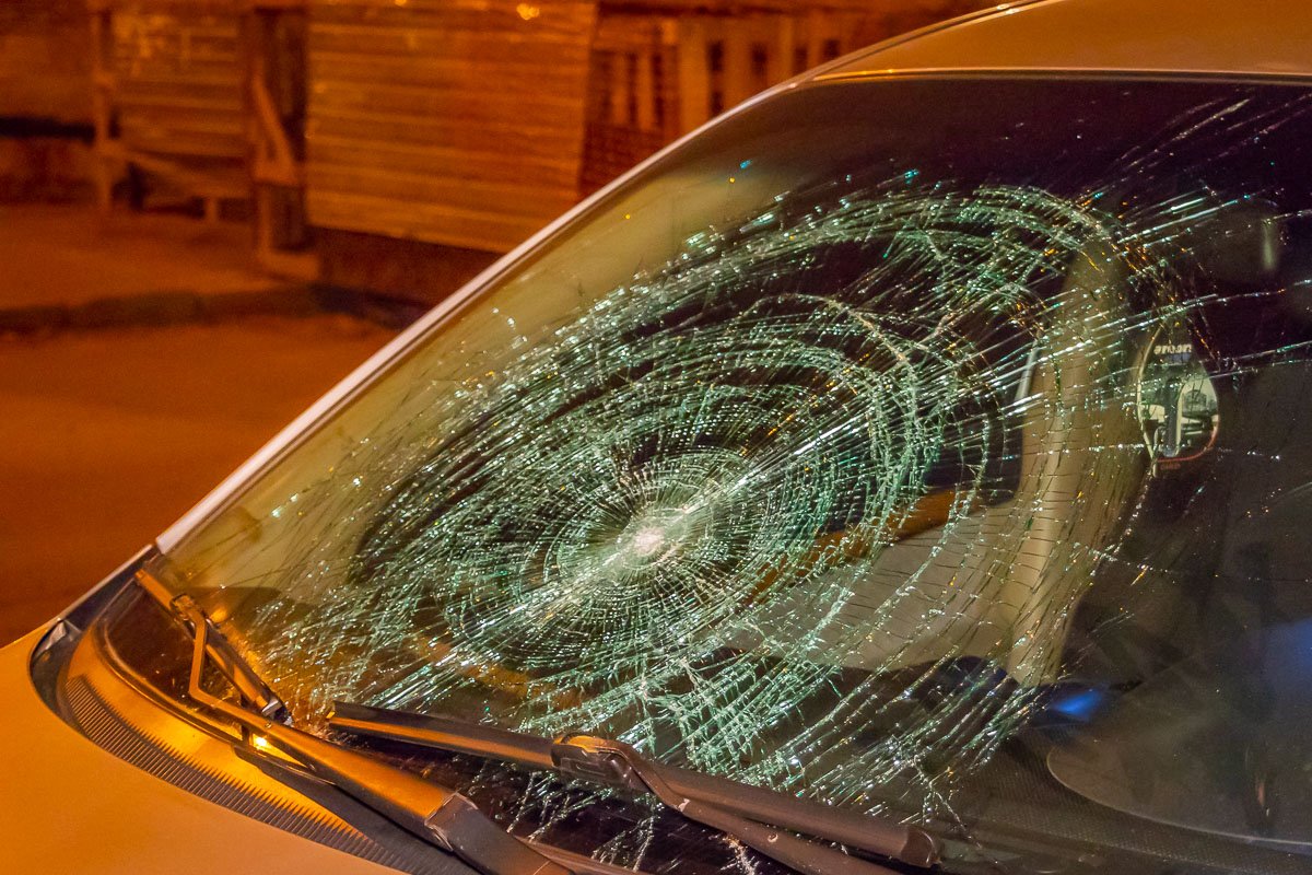 Сбил девушку