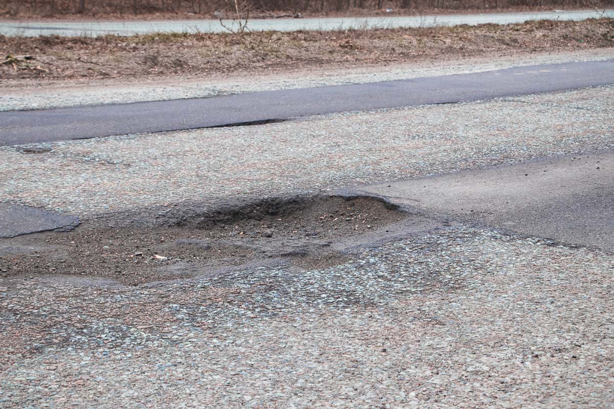 Кажется, сюда упал небольшой метеорит 