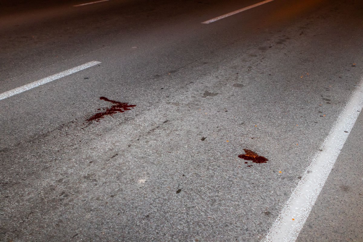 Пострадавшего забрали с подозрением на черепно-мозговую травму Пострадавшего забрали с подозрением на черепно-мозговую травму