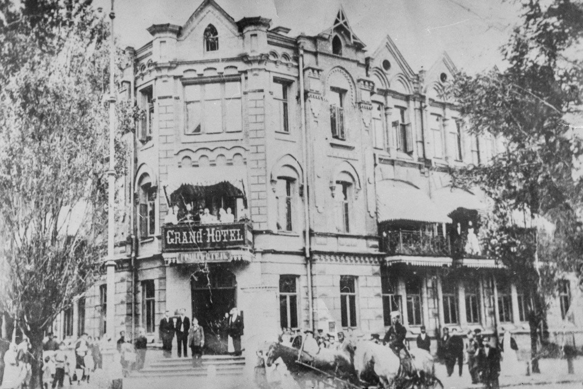 Это здание входит в исторический QR-маршрут