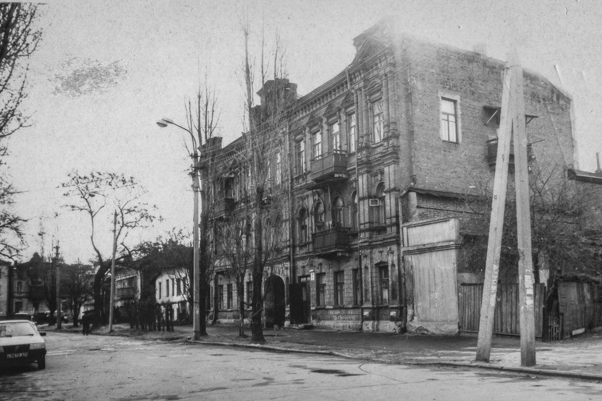 Так когда-то выглядела стекляшка в центре города