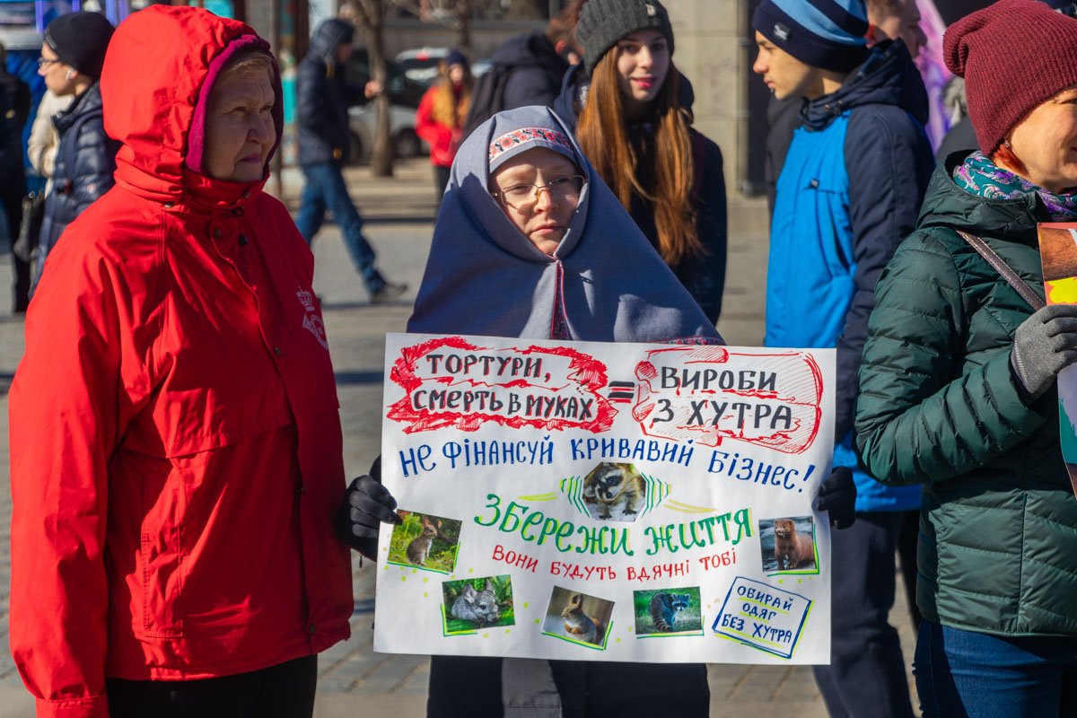 Твой социальный статус не понизиться, если ты выйдешь на улицу НЕ в шубе Твой социальный статус не понизиться, если ты выйдешь на улицу НЕ в шубе