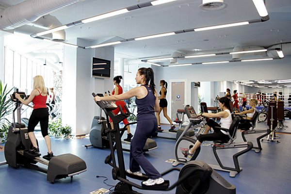 ФИТНЕС-КЛУБ «ЦУНАМИ»