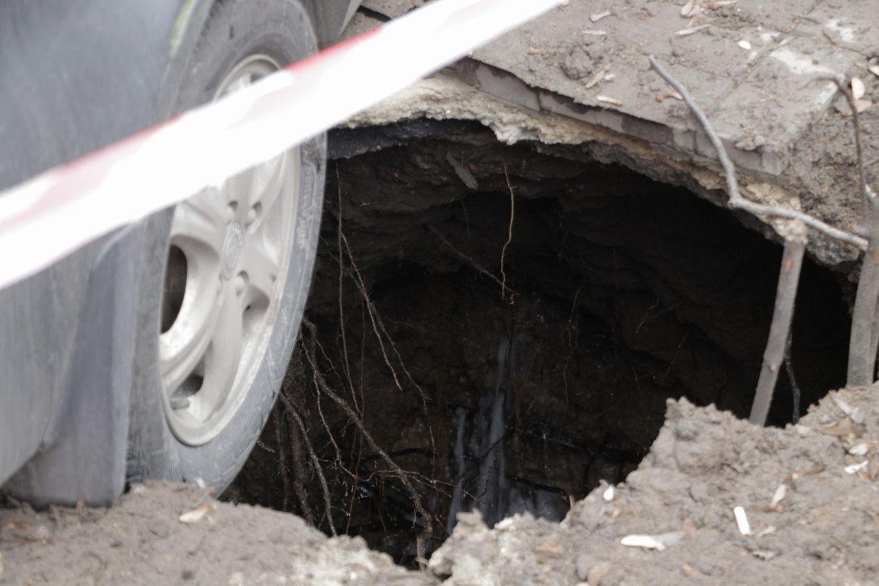 Трубу прорвало второй раз