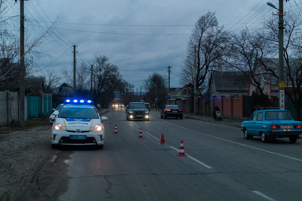 На место вызвали следователя по ДТП На место вызвали следователя по ДТП