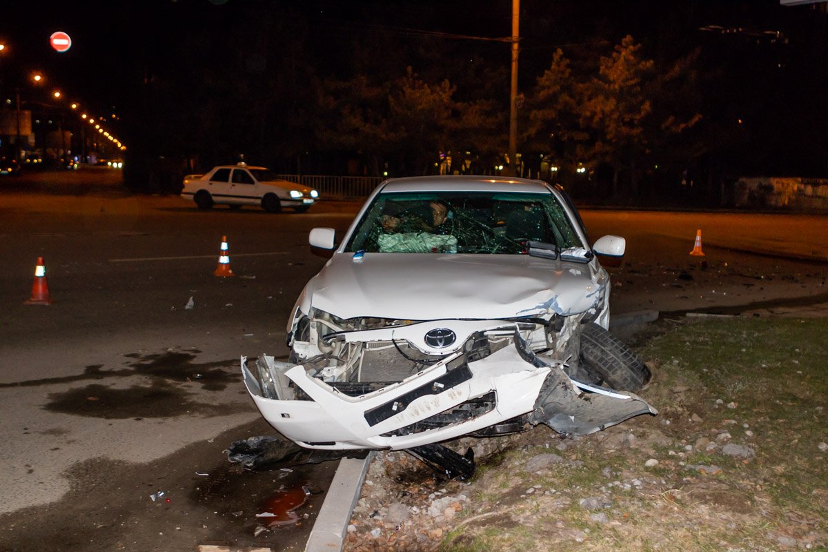 ДТП на Набережной Победы ДТП на Набережной Победы