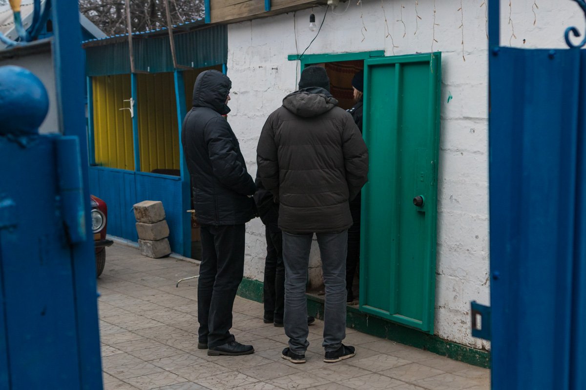 Ванна оказалась в чужом гараже