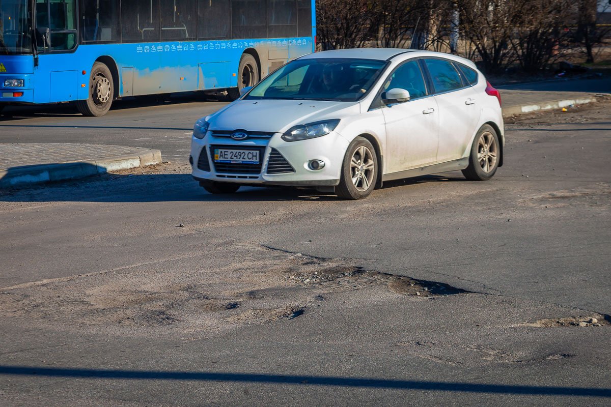 Водителям стоит быть бдительными на улице Столетова 