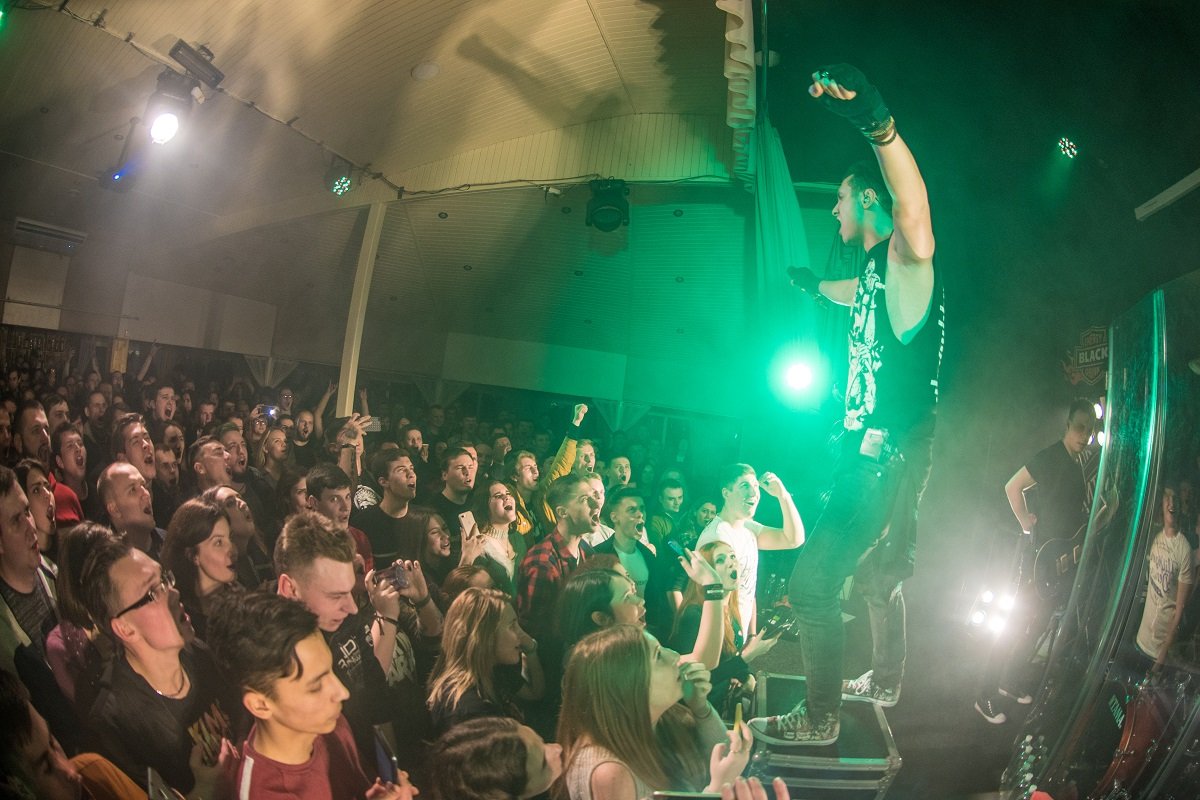 Концерт посетило большое количество людей