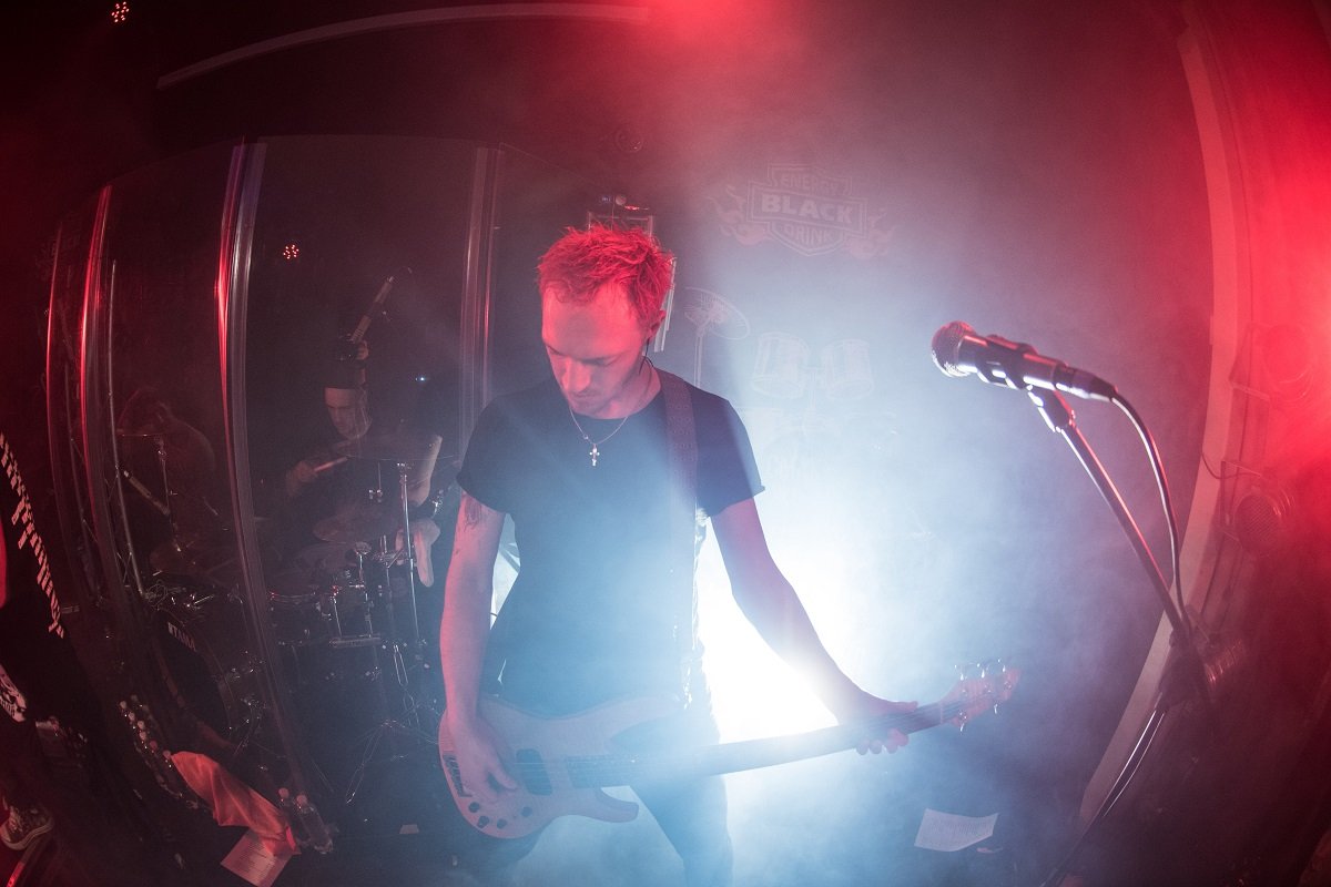 На концерте можно было услышать мировые хиты в новом оригинальном звучании на русском языке