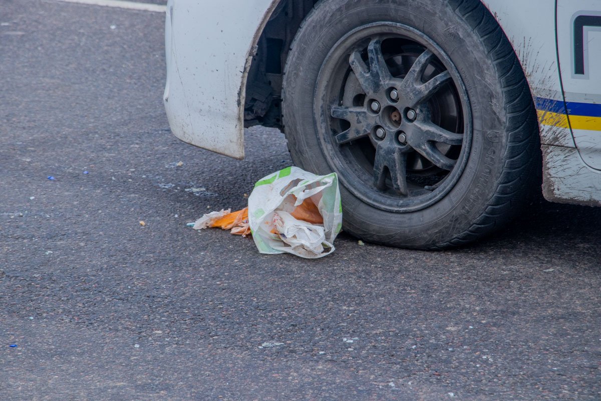 По предварительной информации, у нее черепно-мозговая травма и ушибы  По предварительной информации, у нее черепно-мозговая травма и ушибы