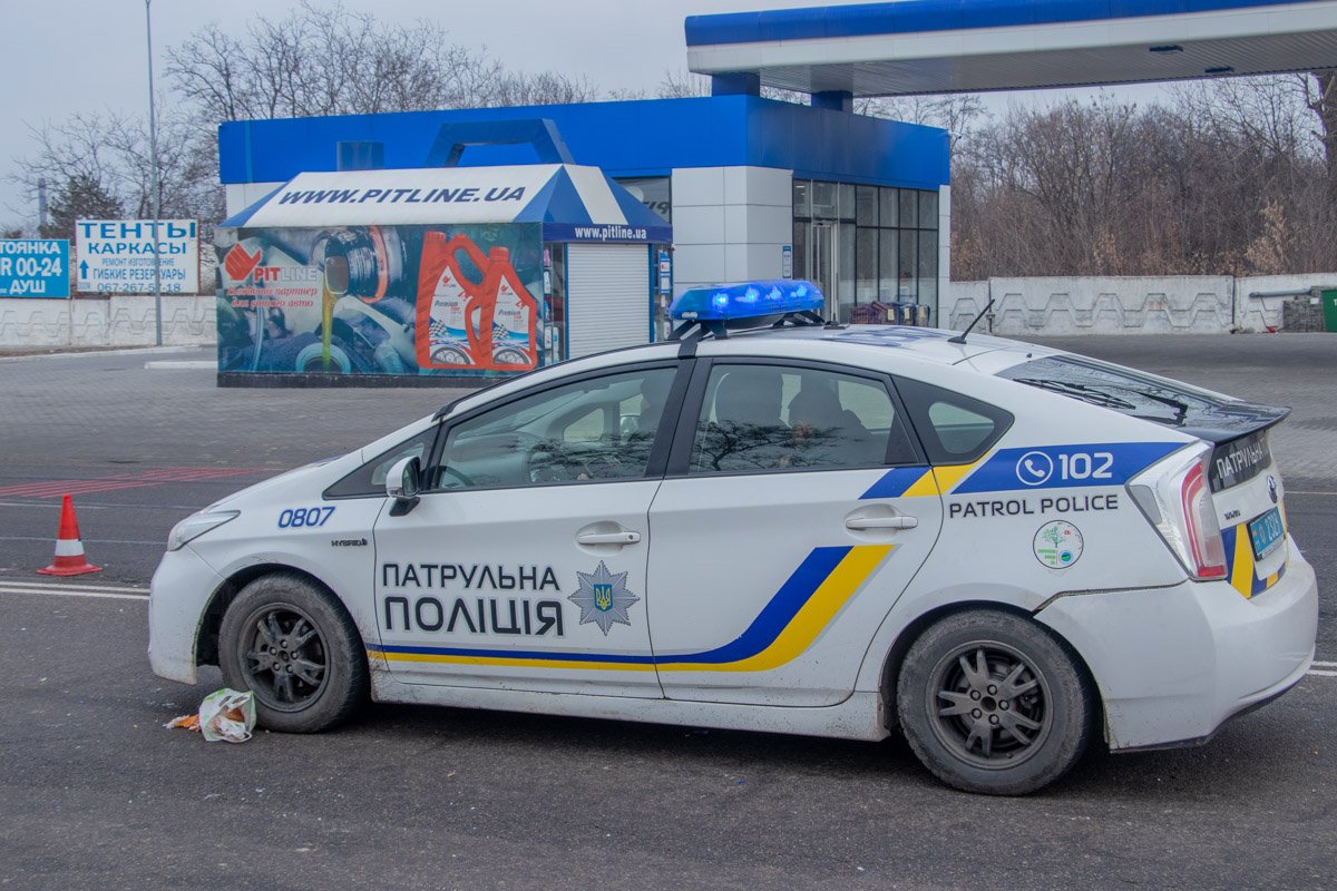 На месте работает патрульная полиция  На месте работает патрульная полиция