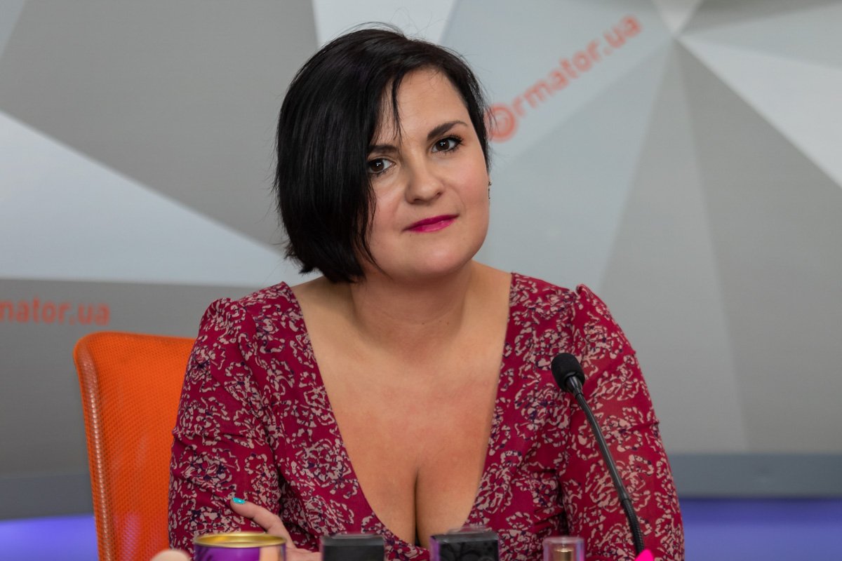 Юлия Северьянова - представитель интернет-магазина интимных товаров sexopt.com.ua