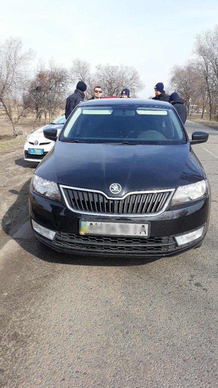 Возле Днепра нетрезвый мужчина устроил погоню от полиции Возле Днепра нетрезвый мужчина устроил погоню от полиции