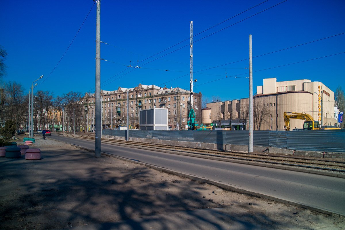 И сейчас И сейчас