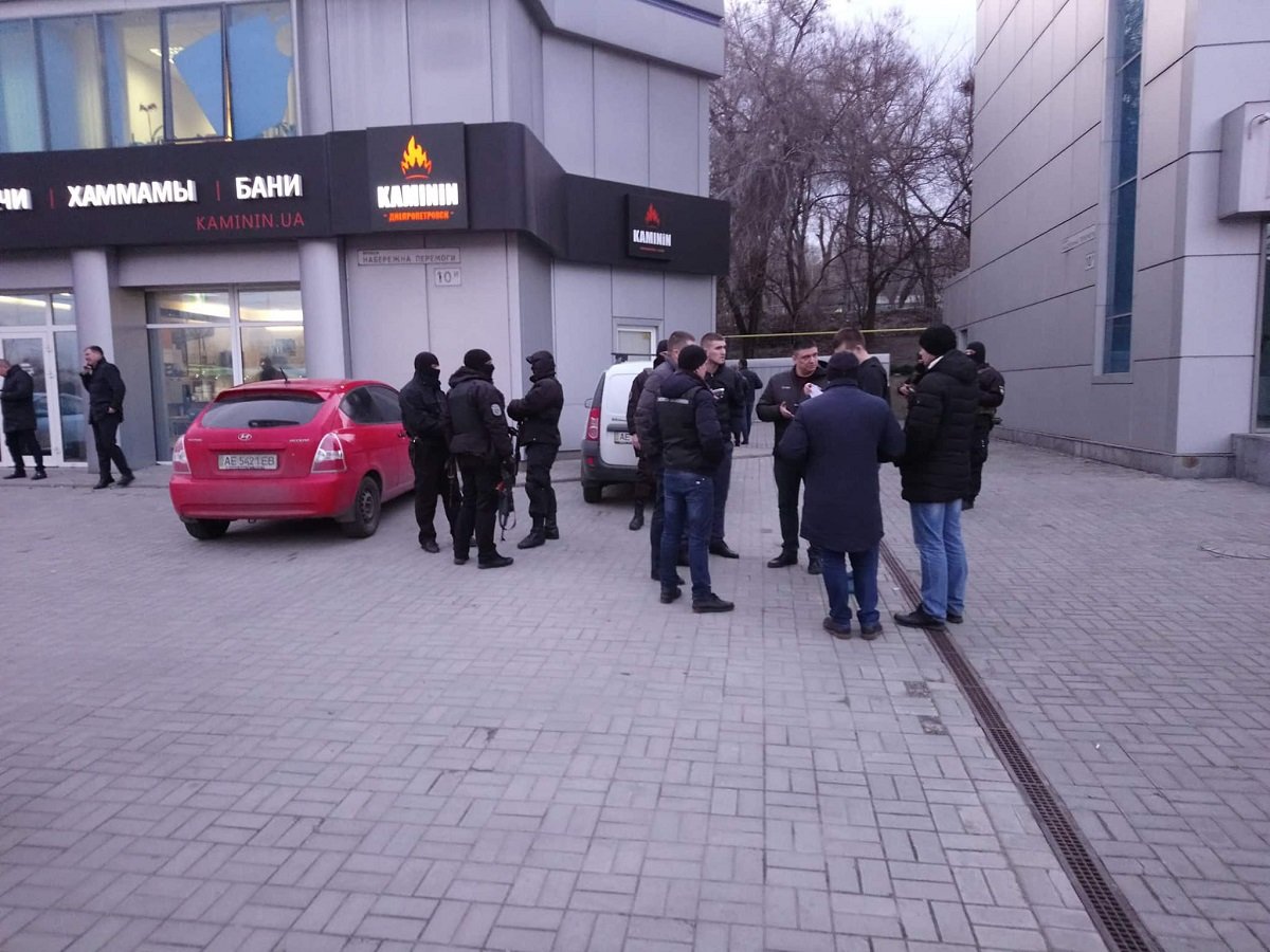 Яке прикре самогубство Яке прикре самогубство