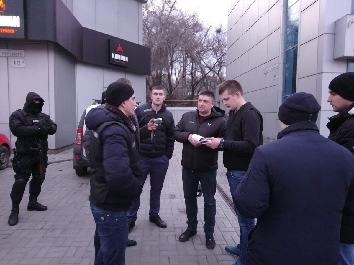 Где же личный оператор человека-митинга? Где же личный оператор человека-митинга?