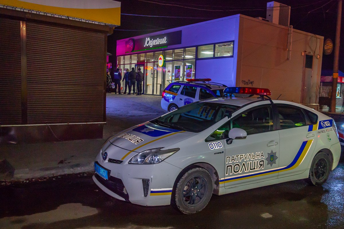 Ожидается следственно-оперативная группа Ожидается следственно-оперативная группа