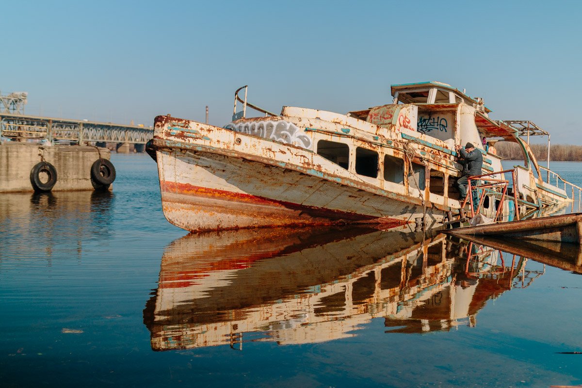 Так однажды в бурлящей копне волос
