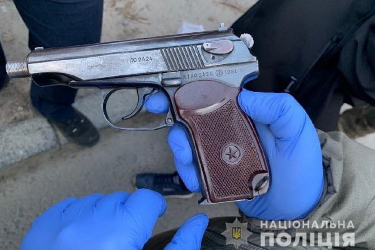 Также всех участников группы проверяют на причастность к совершению других преступлений