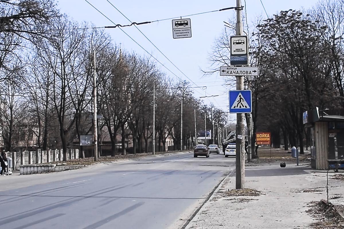 Водители обоих транспортных средств решили вопрос мирно Водители обоих транспортных средств решили вопрос мирно