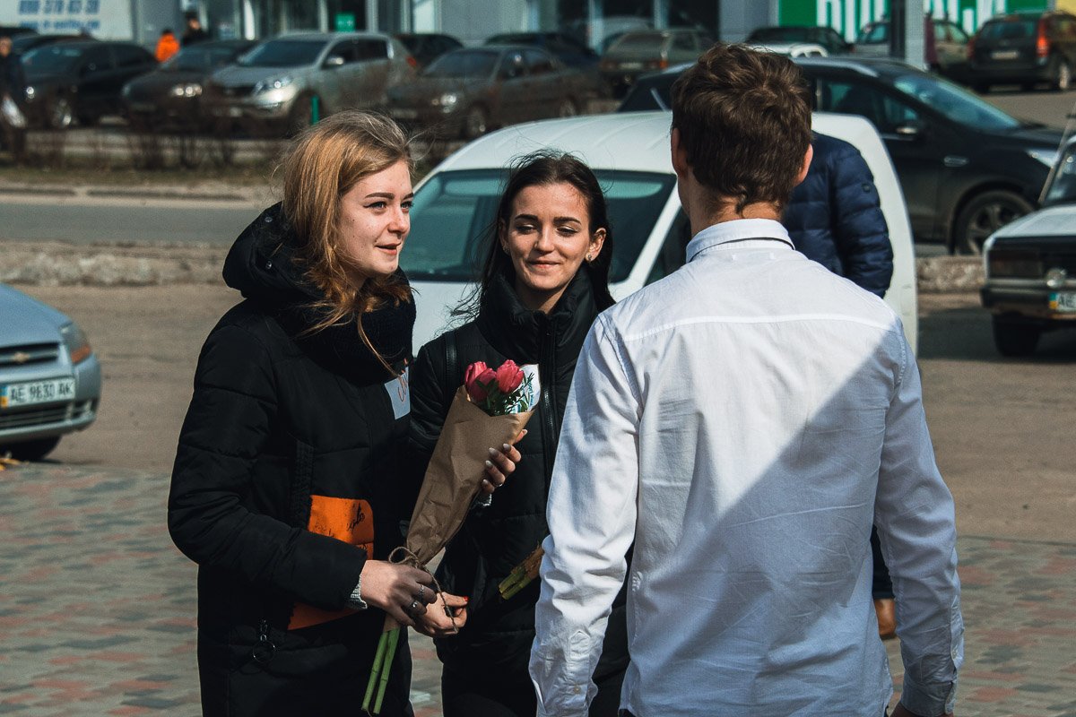 Счастье в глазах девушек 