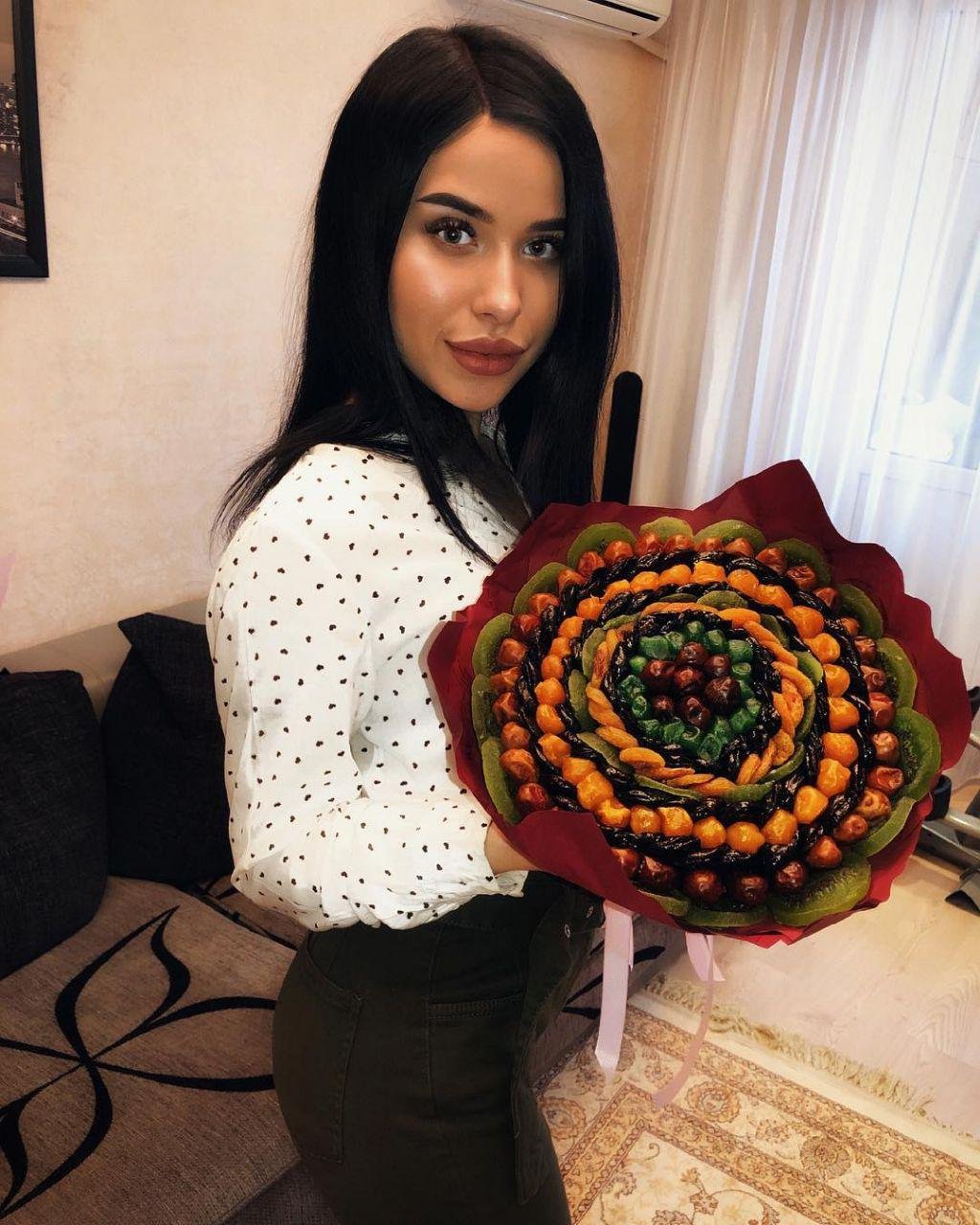 Цветы есть нельзя, а вот такие букеты, вполне... Цветы есть нельзя, а вот такие букеты, вполне...