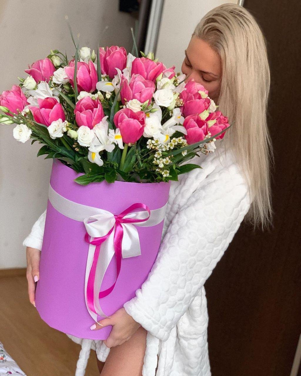 Весной Instagram выглядит так Весной Instagram выглядит так