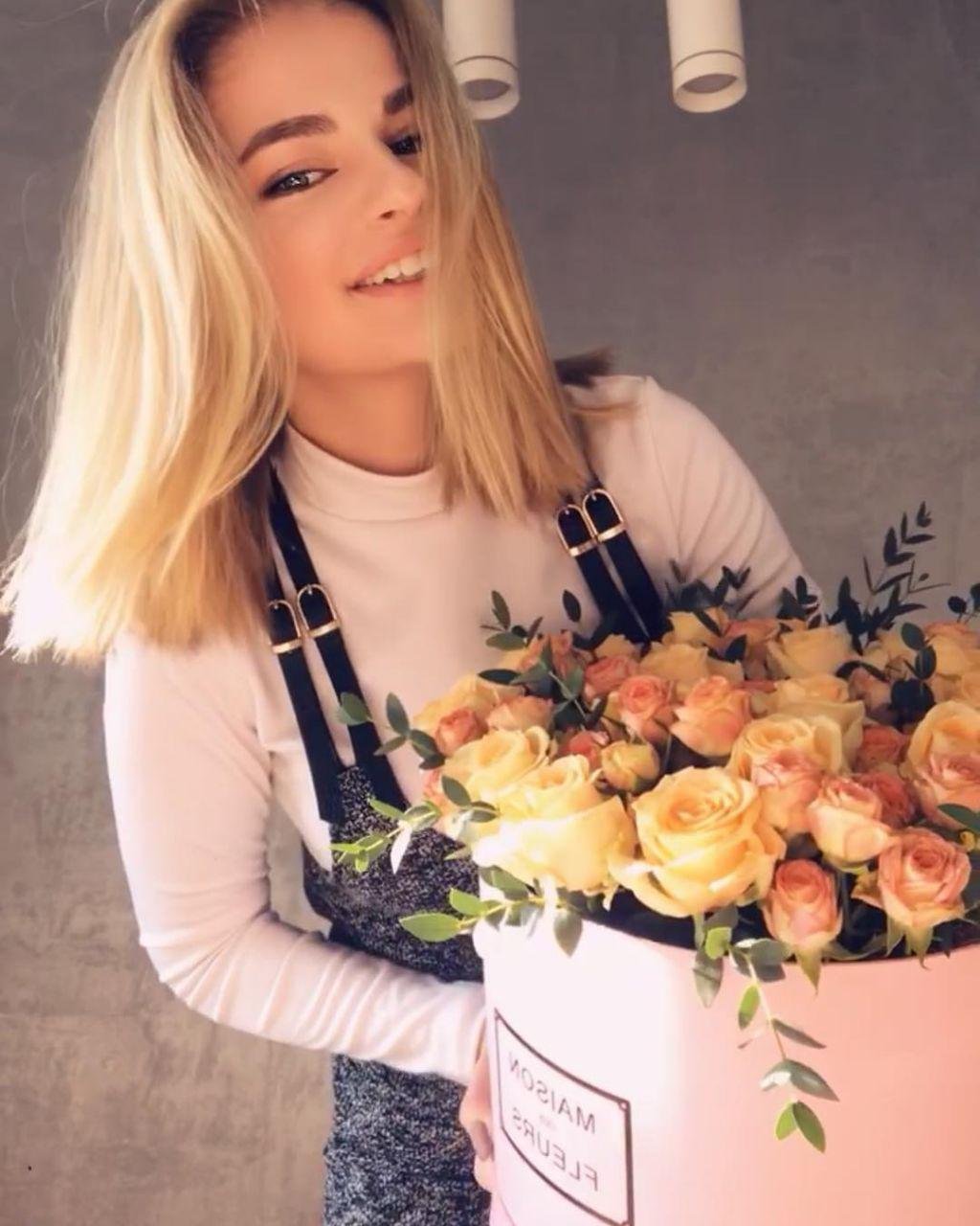 Подаркам нужно радоваться Подаркам нужно радоваться