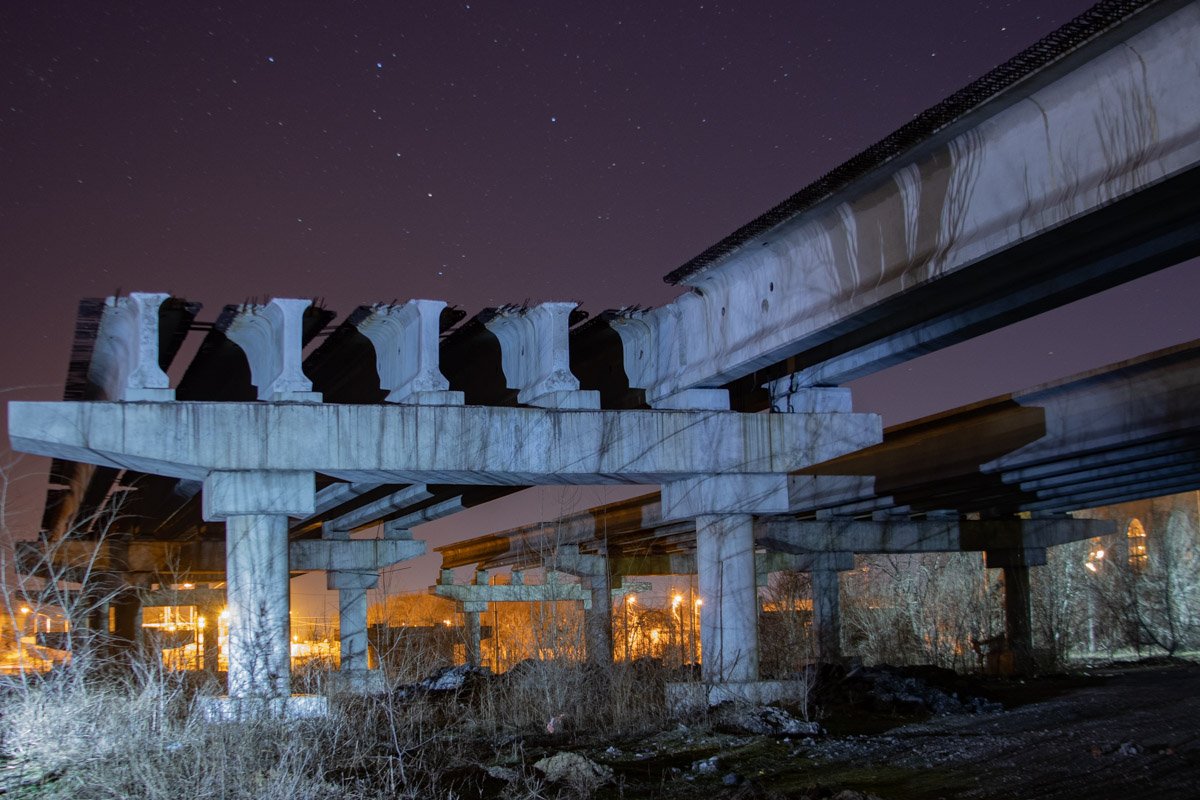 Первый участок дороги сдали осенью 2011 года, и сразу же приступили ко второму
