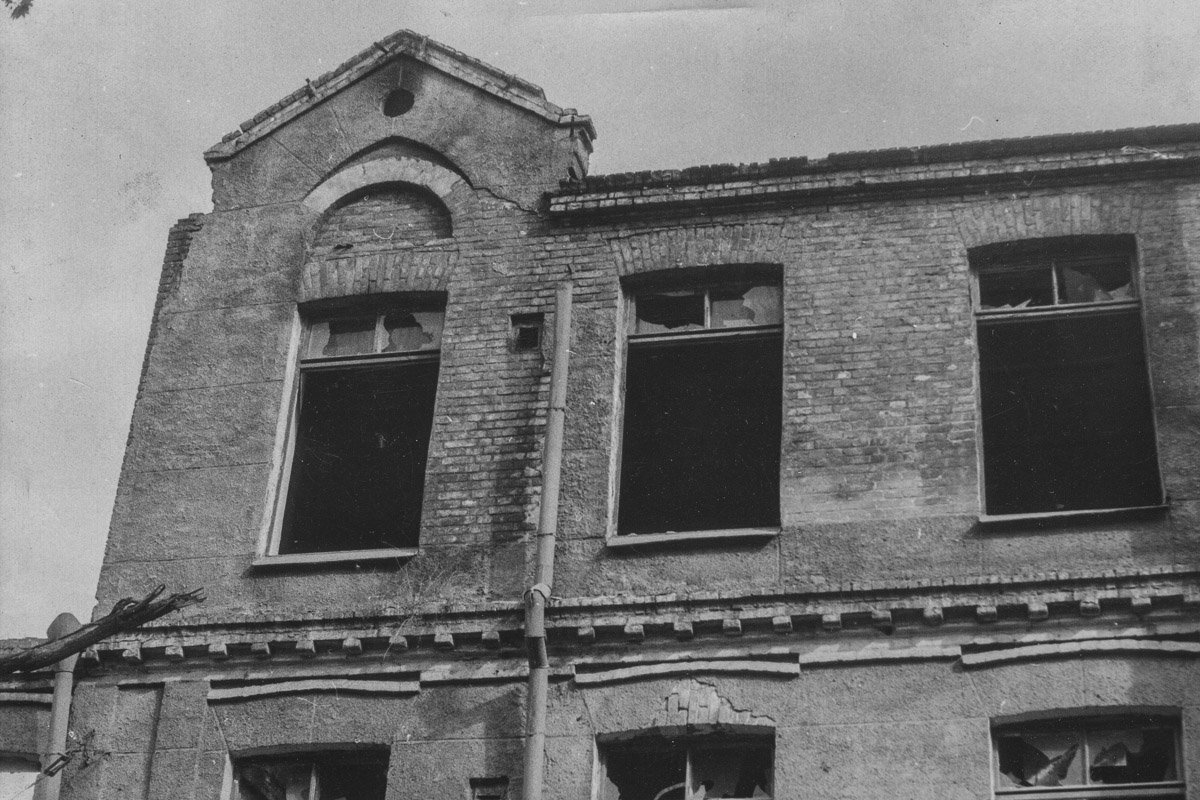 Днепр помнит свою историю Днепр помнит свою историю