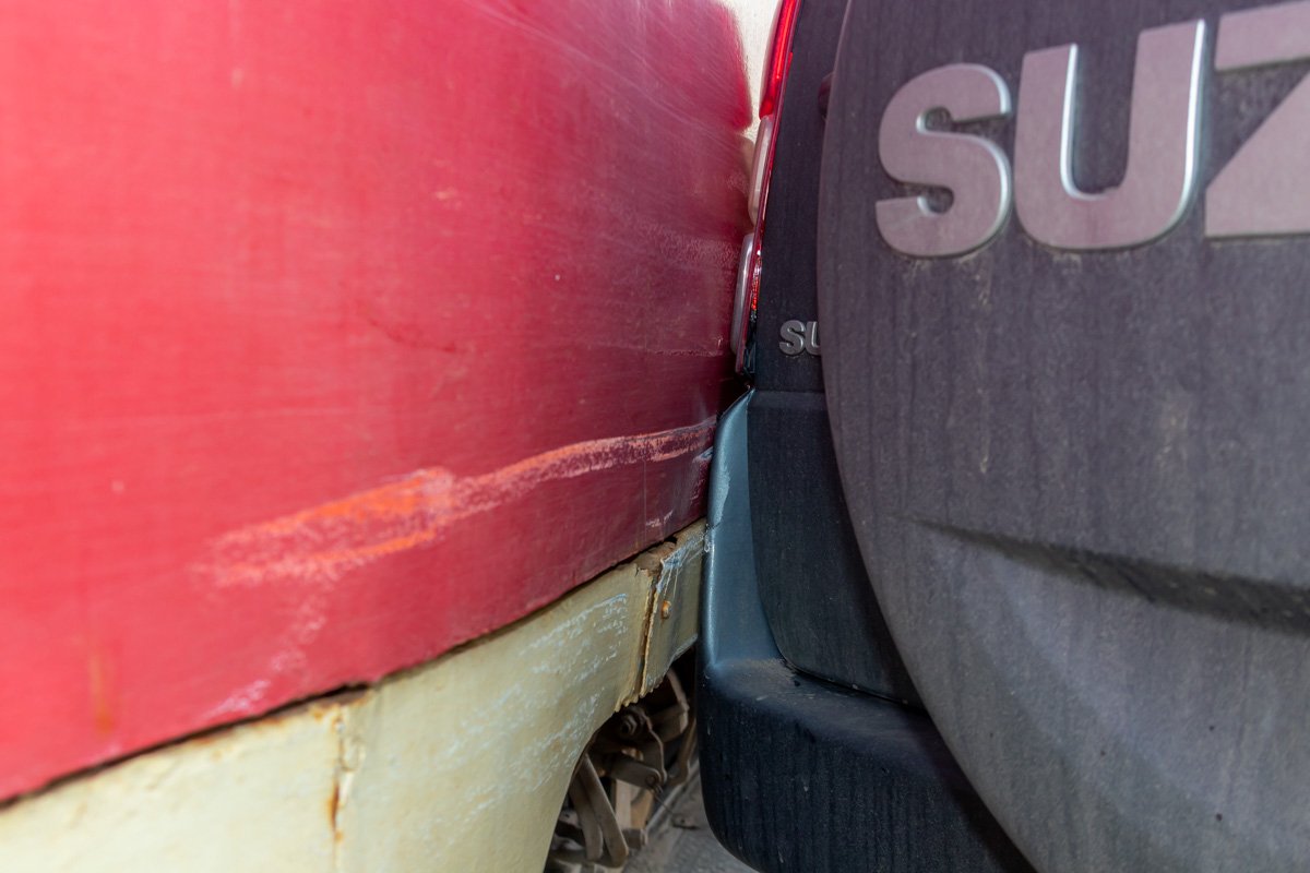 Электротранспорт в сторону центра стоит