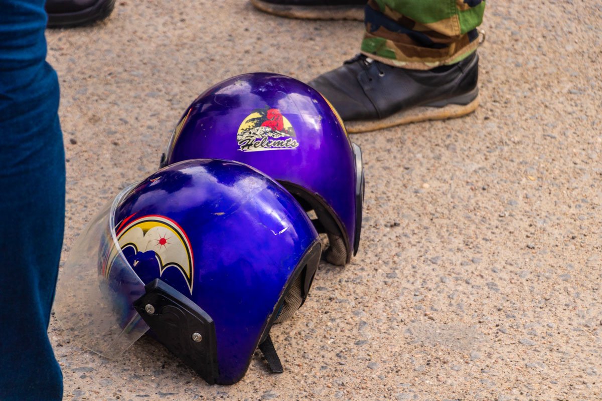 Мопед двигался по улице Сухомлинского в сторону проспекта Слобожанского