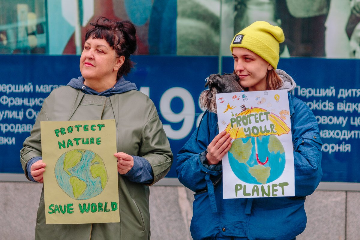 Главная цель - сократить использование ископаемого топлива и заменить его на возобновляемые источники энергии