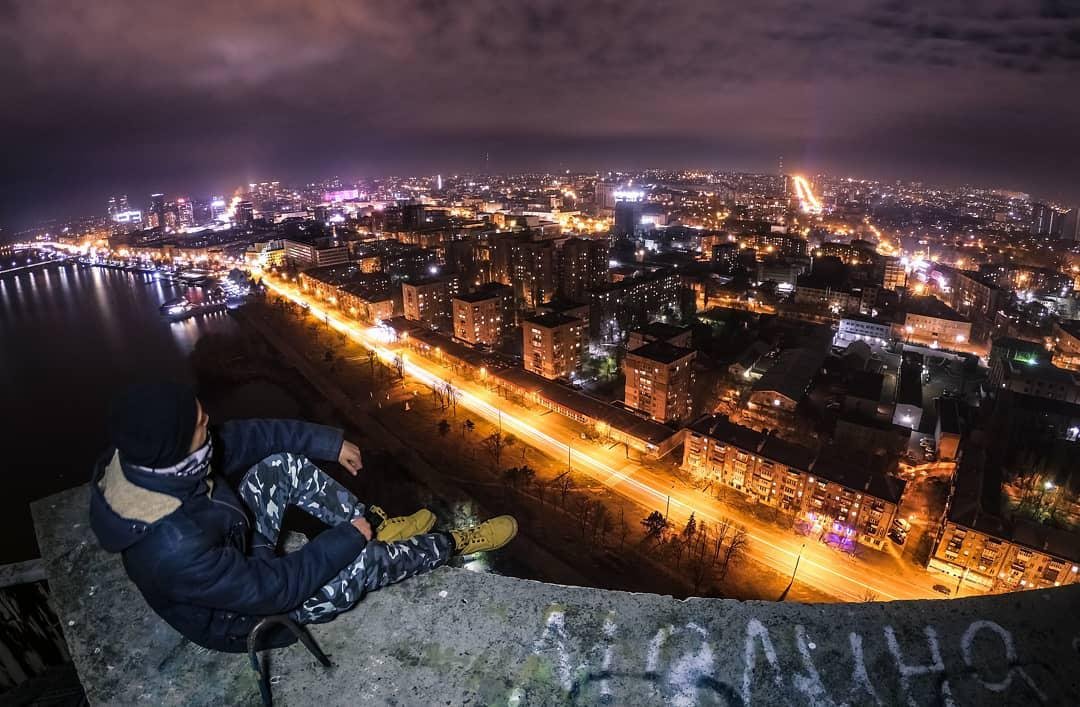 Этому городу нужен новый герой. Фото: volkov.dt Этому городу нужен новый герой. Фото: volkov.dt