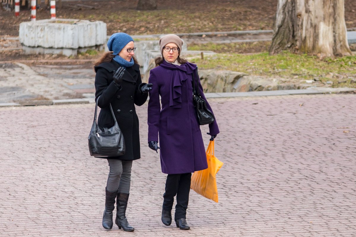 - Давай завтра пары прогуляем? - Давай завтра пары прогуляем?