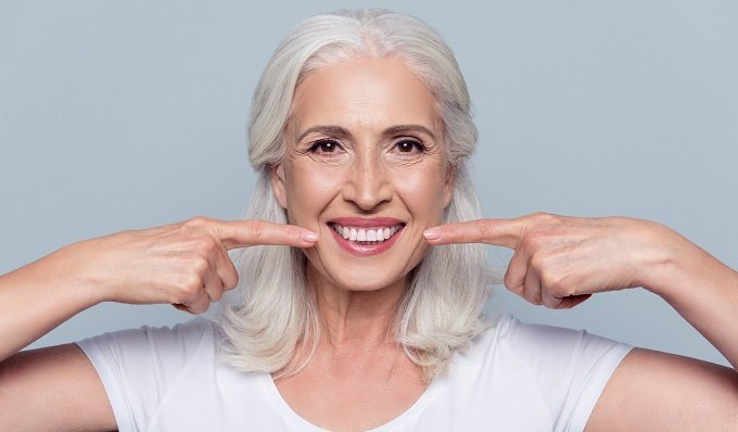 Имплантация зубов в Харькове: Премиум сервис услуги 2