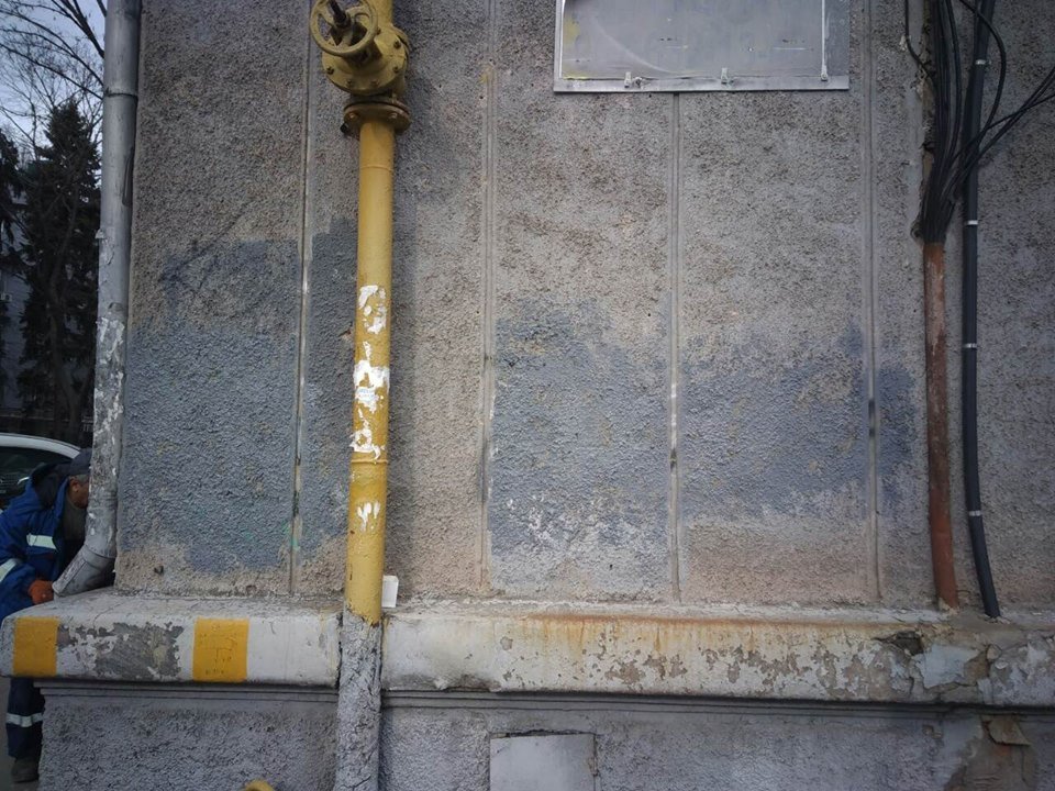 Ее пытаются закрашивать Ее пытаются закрашивать