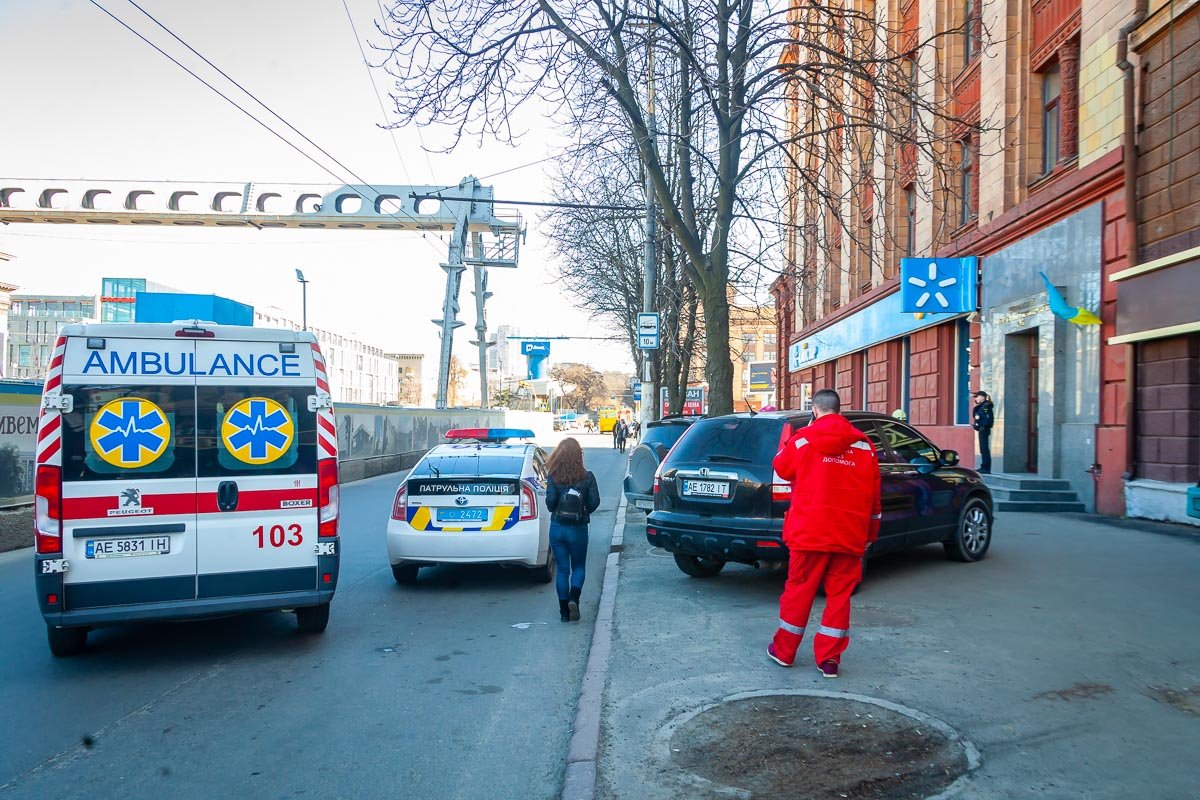 Суд уже несколько раз минировали